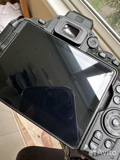 Nikon d5600 kit + подарок объектив 50mm 1.4