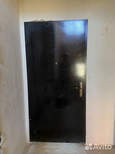 Дверь входная металлическая
