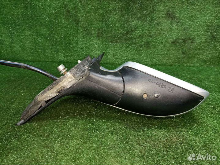 Правое электро зеркало Volkswagen Passat b5