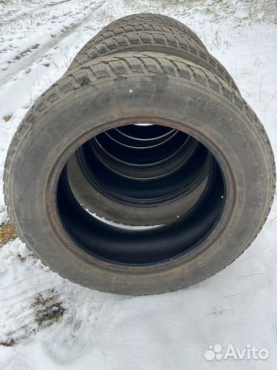 Kumho I'Zen KW22 205/60 R16 92T