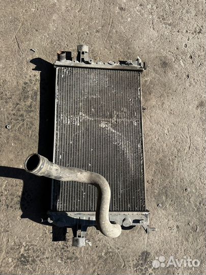 Opel astra G радиатор охлаждения