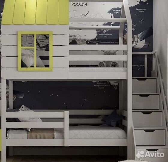 Двухъярусная кроватка из массива с лесенкой