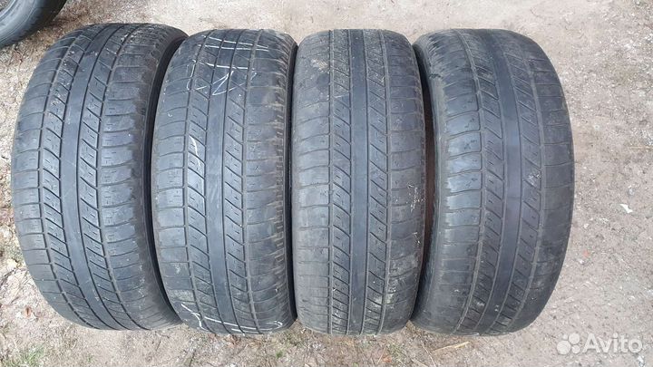 Goodyear Wrangler HP All Weather 255/55 R19 111V