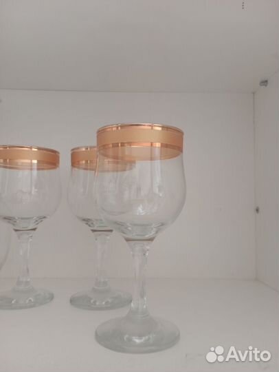 Графин и бокалы