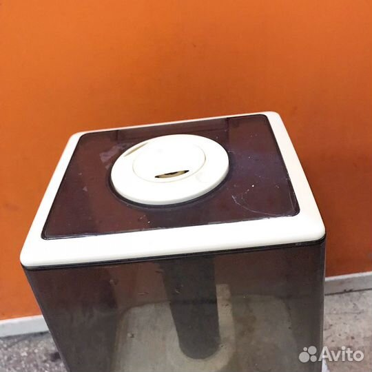 Увлажнитель воздуха Royal Clima cube