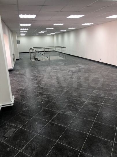 Свободного назначения, 200 м²