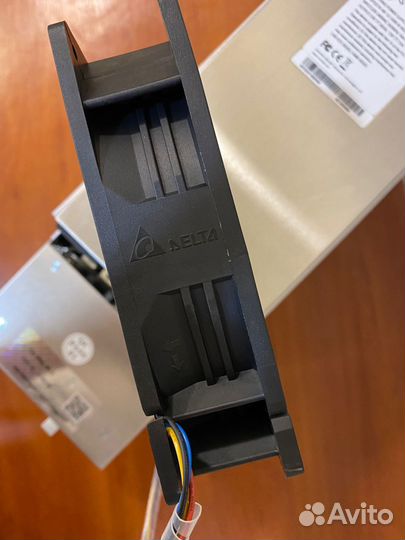 Оригинальный кулер Delta 9.0A для WhatsMiner