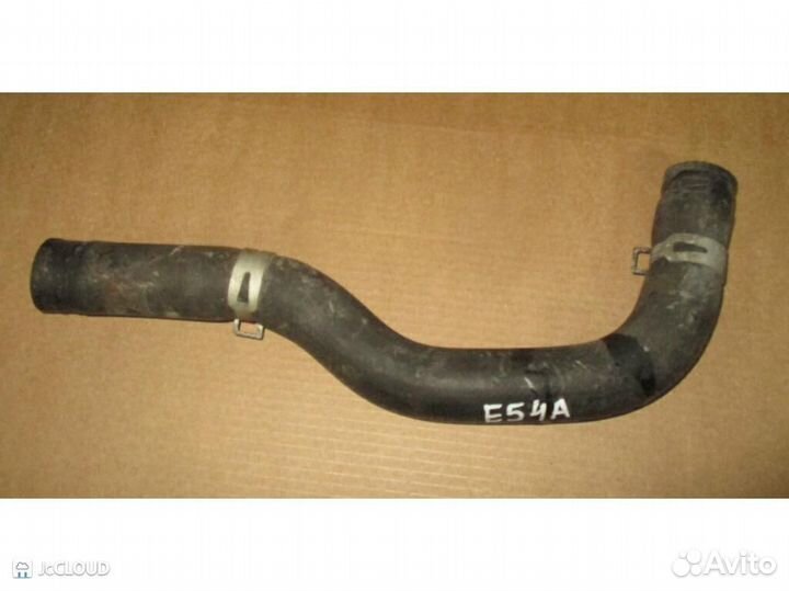 Патрубок радиатора на mitsubishi galant E54A 6A12