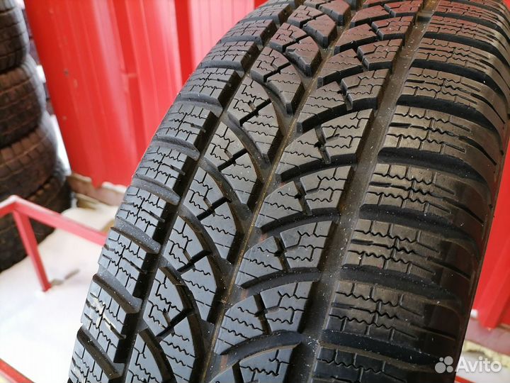 Bridgestone Blizzak LM-18 225/60 R17