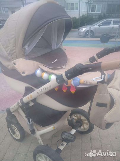 Прогулочная коляска