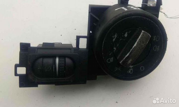 Переключатель света фар Volkswagen Touareg