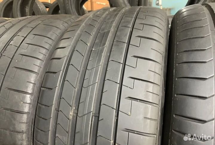 Pirelli P Zero PZ4 285/30 R22