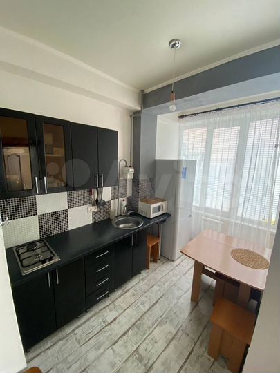 2-к. квартира, 44 м², 1/6 эт.