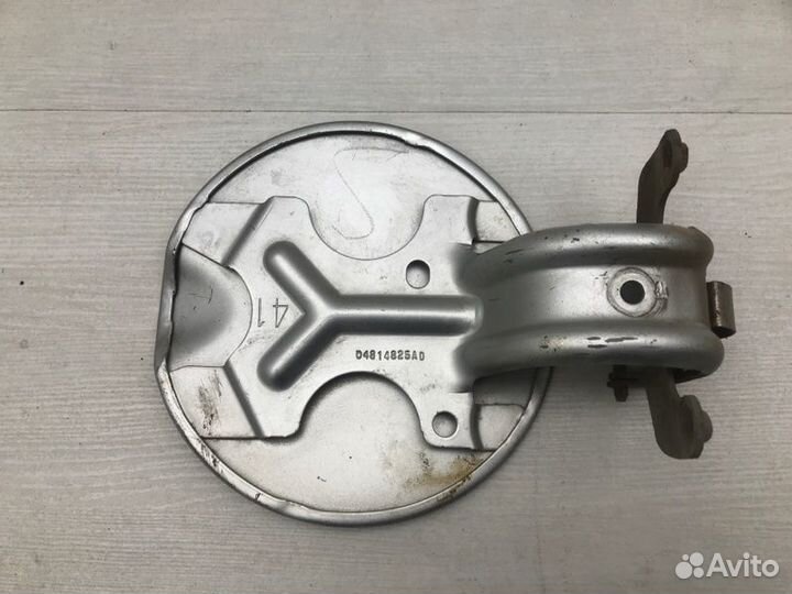 Лючок бензобака Dodge Stratus 2 EDZ 2003