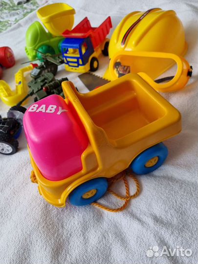 Машинки игрушки для мальчика пакетом