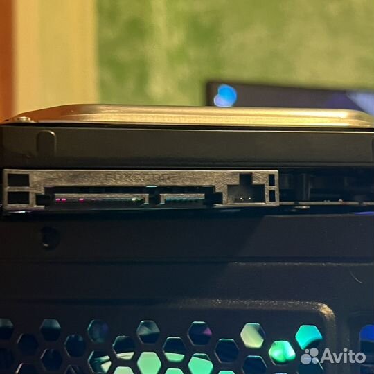 Новый Hdd 1tb Toshiba pc p300 жесткий диск