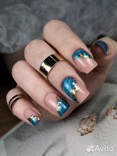 Маникюр, гель-лак, наращивание ногтей