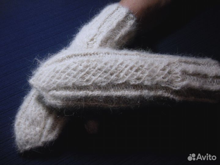 Варежки женские из собачьей шерсти Метелица