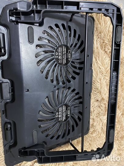 Подставка для охлаждения ноутбука