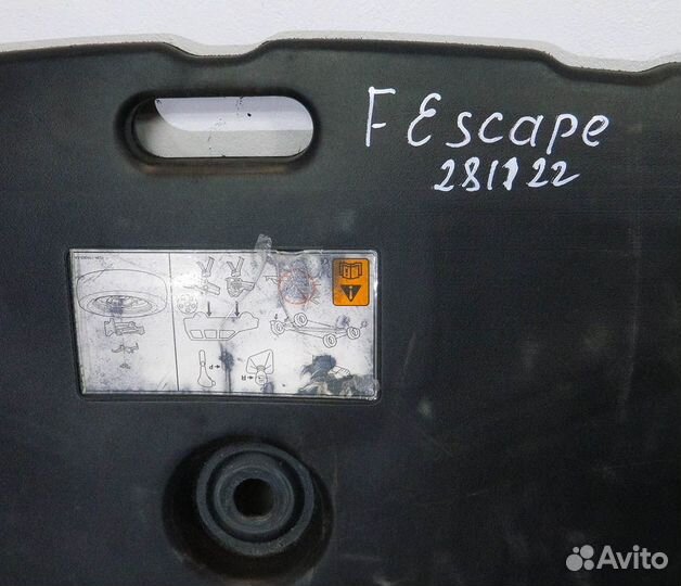 Пол багажника Ford Escape 03г