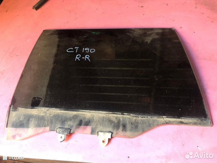Стекло двери на toyota caldina CT196 2C