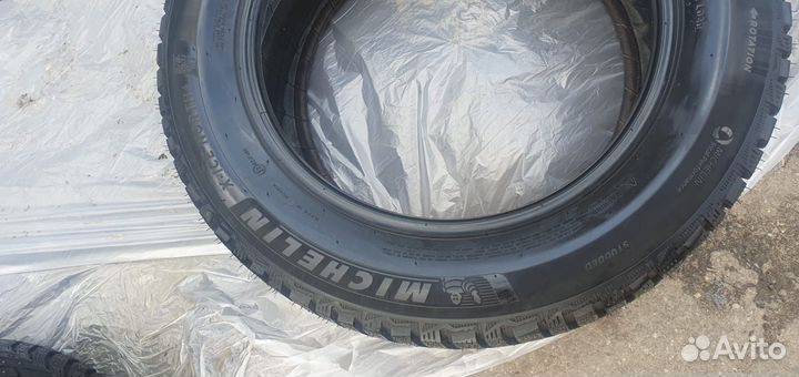 Michelin X-Ice North 4 235/65 R17