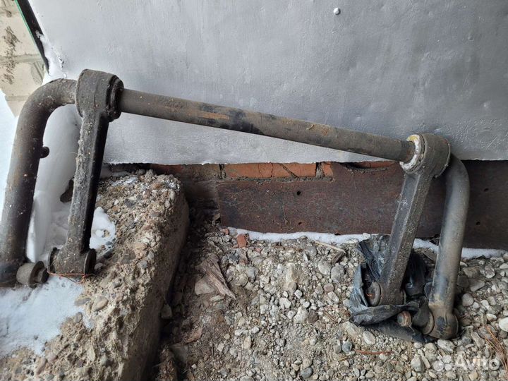 Стабилизатор поперечный на Ивеко Стралис