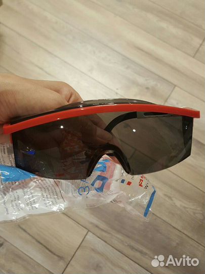 Защитные очки новые производственные