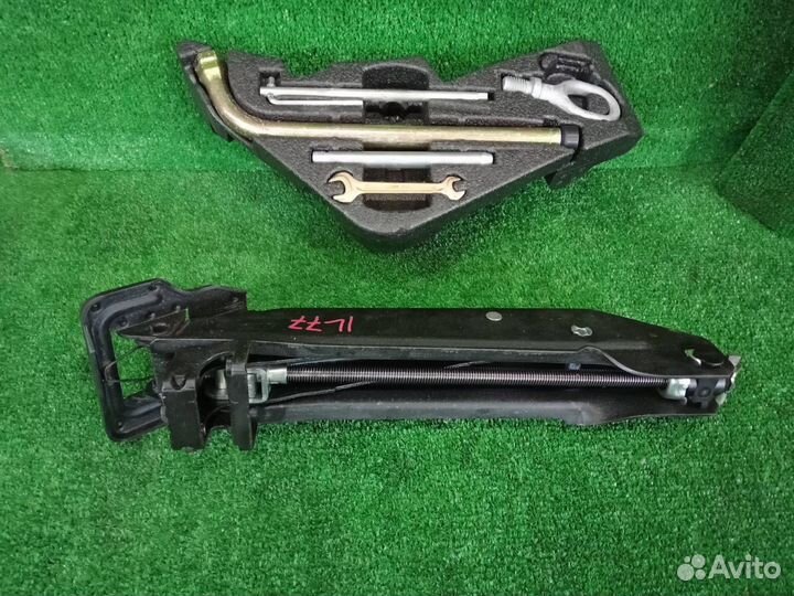 Домкрат Volkswagen Touareg 7L 1 поколение 2002 –