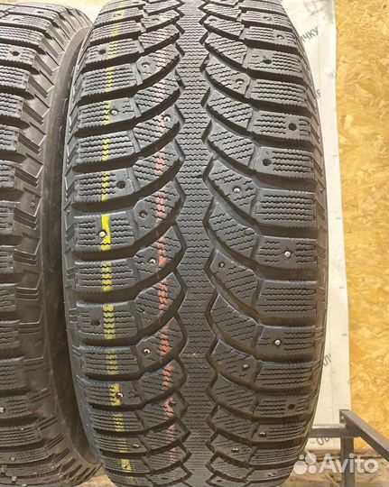 Bridgestone Blizzak Spike-01 225/60 R17 106V