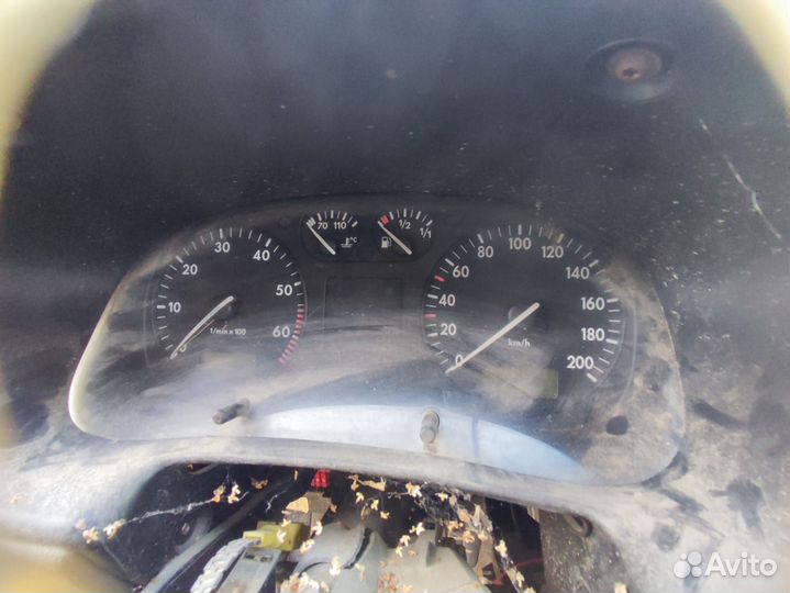 Щиток приборов Volkswagen Polo 3