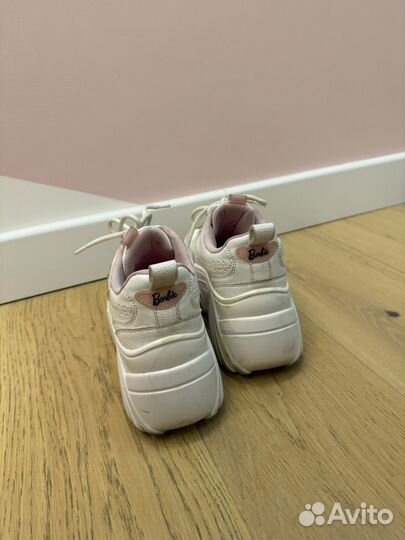 Кроссовки на платформе Bershka Barbie (37)