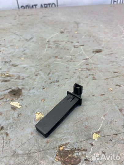 Датчик Bmw 5 G30 2.0 2021