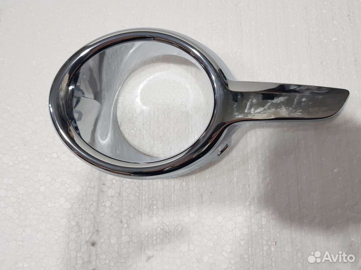 Оправа левой туманной фары Пежо 208 Peugeot 208