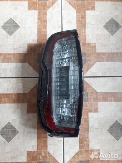 Фонарь задний левый Niva Travel