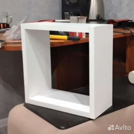 Полочка настенная