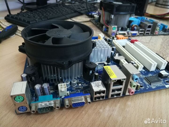 Материнская плата сокет 775