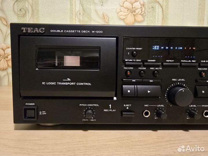 Teac W-1200 кассетная дека