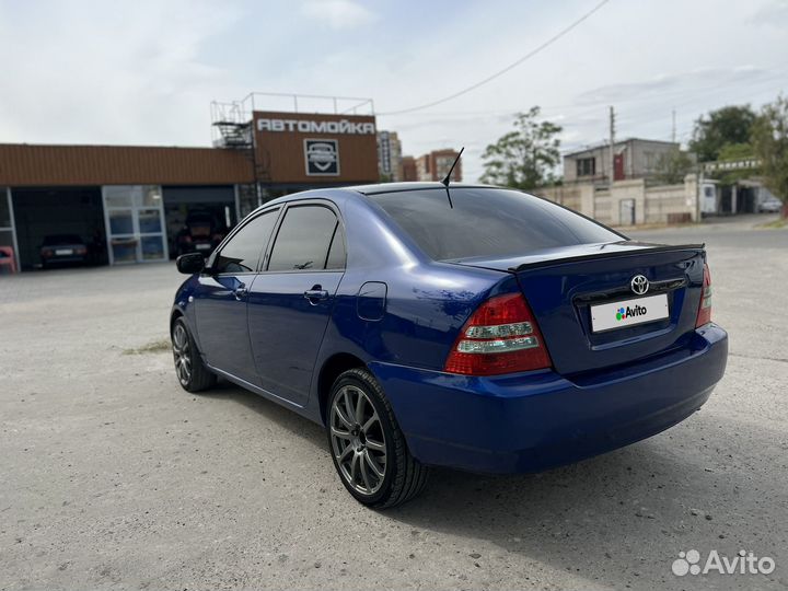 Toyota Corolla, 2004