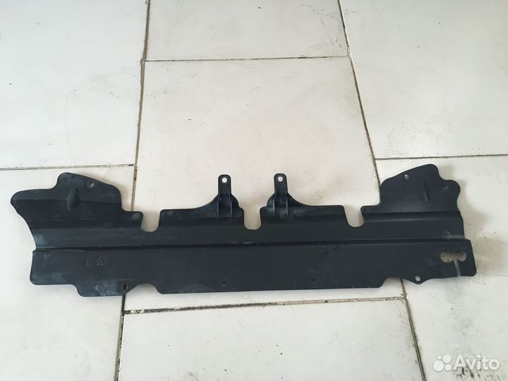 Пыльник переднего бампера Форд Транзит 8