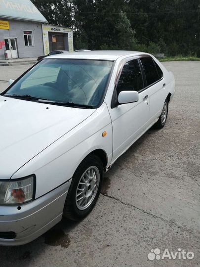 Nissan Bluebird, 1997