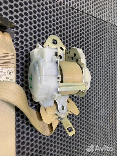 Ремень безопасности лев. перед. Lexus RX350