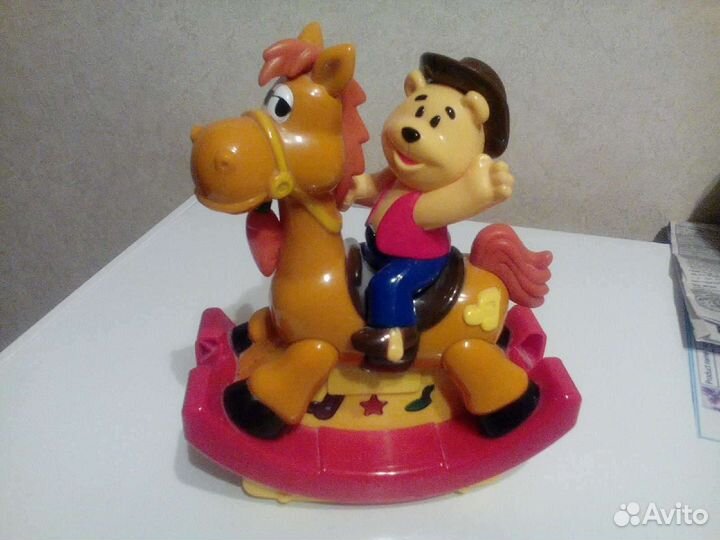 Музыкальная игрушка