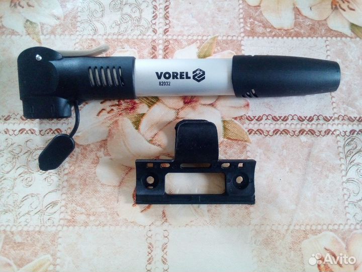 Насос для велосипеда