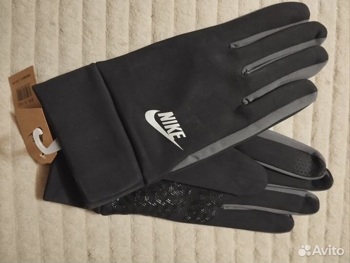 Перчатки на флисе Nike