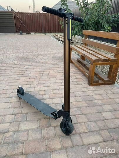Продам трюковой самокат