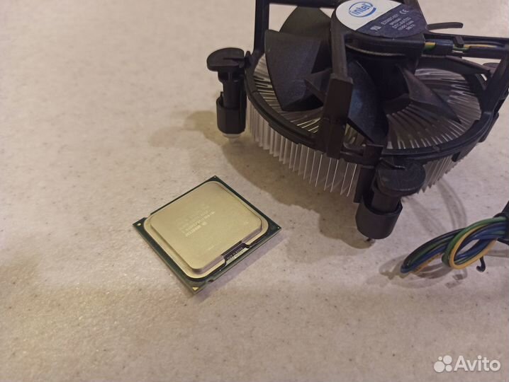 Процессор Intel Core 2 Duo E7300 и кулер