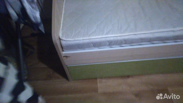 Детская кровать с матрасом бу