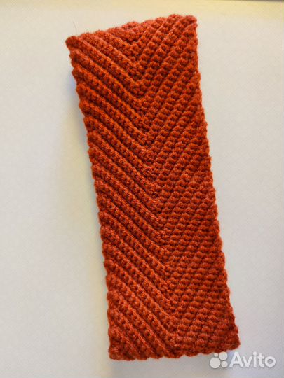 Повязка на голову вязаная