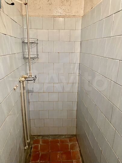 Комната 13 м² в 5-к., 4/5 эт.